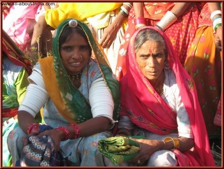 People of India women in saris