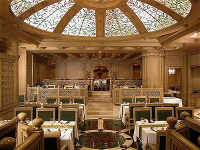 Best Hotels in Chennai, Corandal dining room
